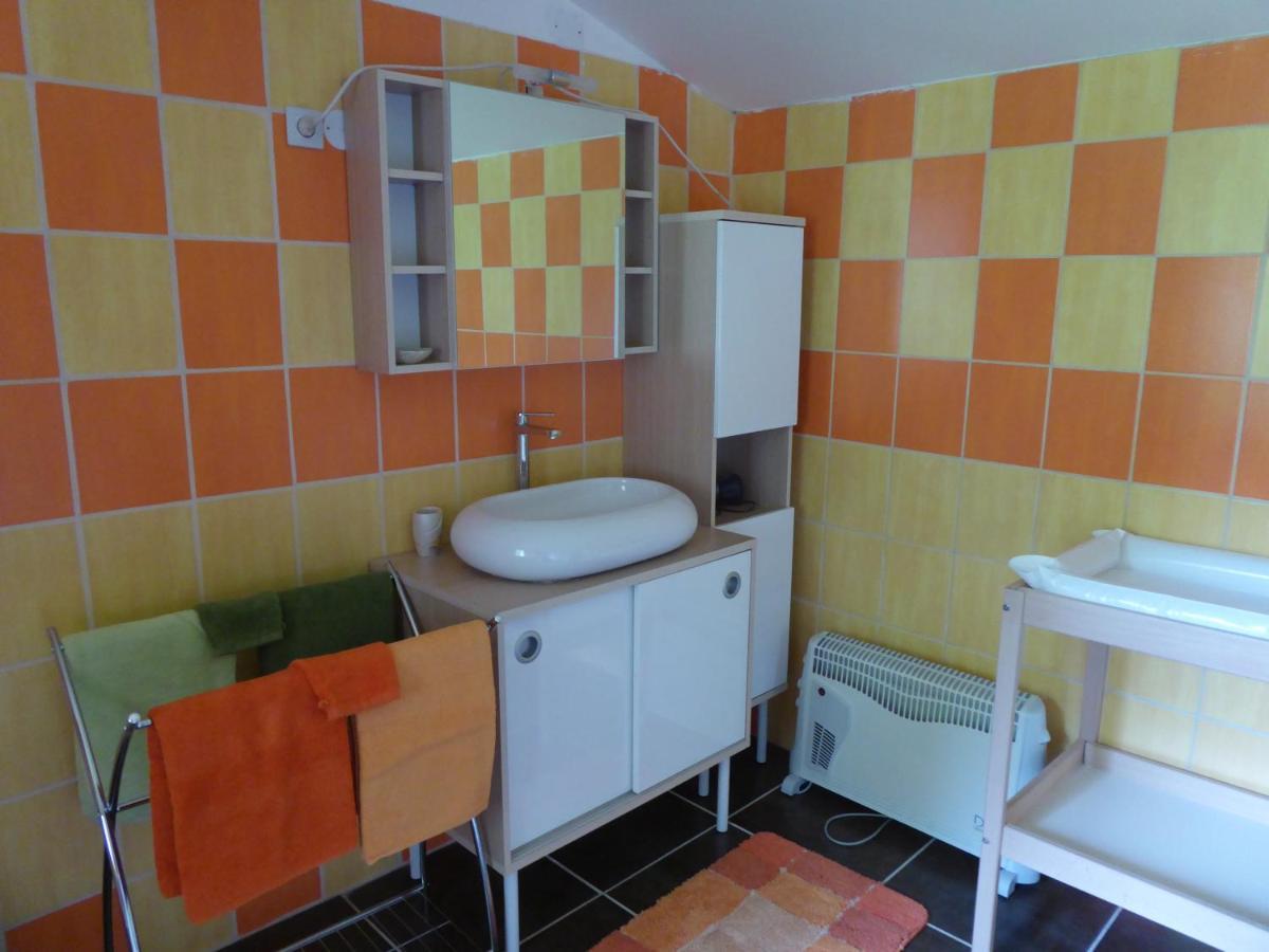 Montigny  Chalet Aux Pied Des Vignes المظهر الخارجي الصورة