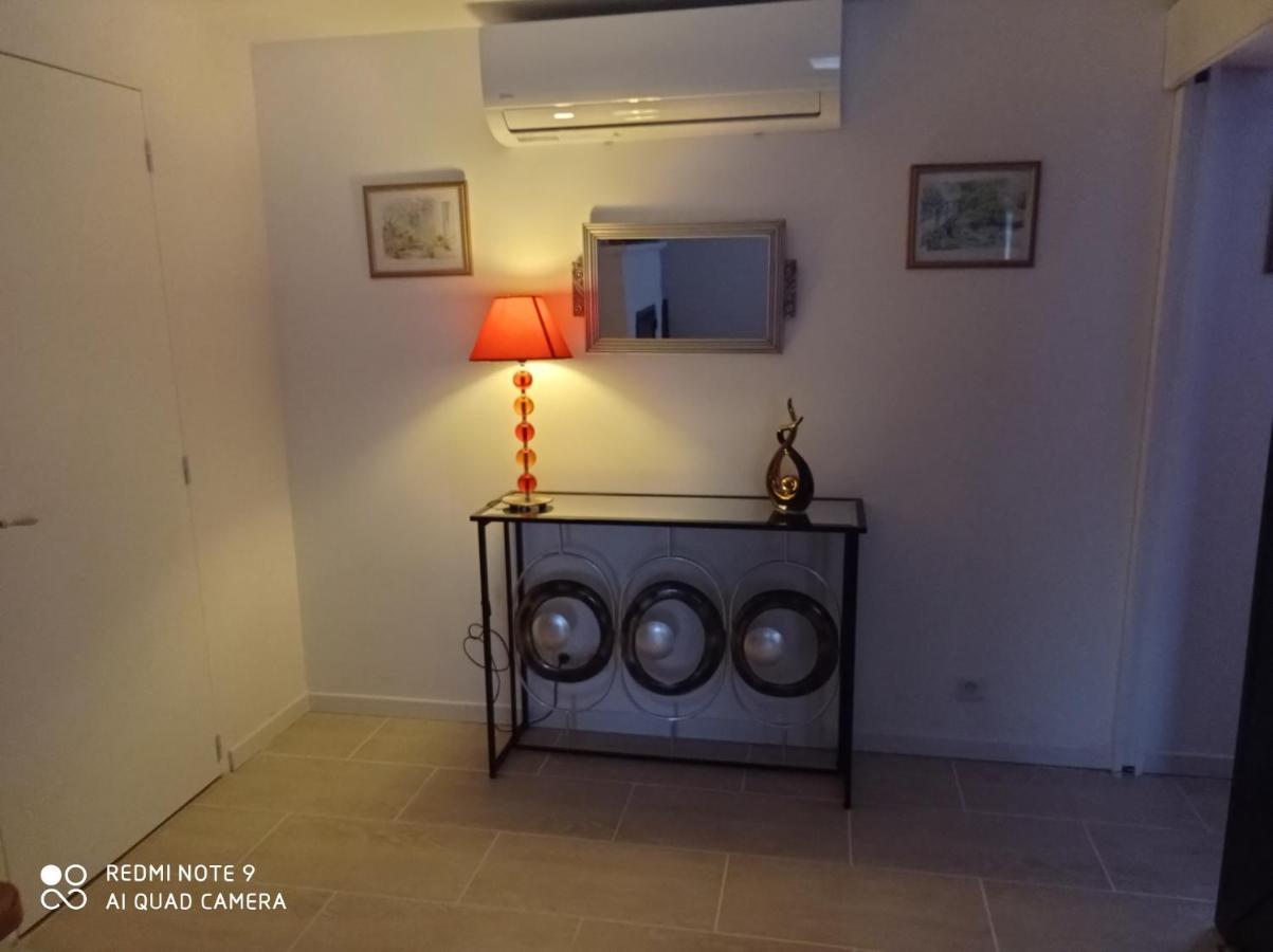 Montigny  Chalet Aux Pied Des Vignes المظهر الخارجي الصورة
